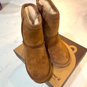 Little kids Bear Paw boots